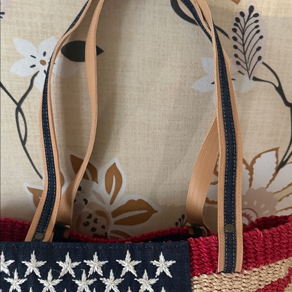 Amanda Smith Red and Tan Striped Tote - Picture 4 of 16